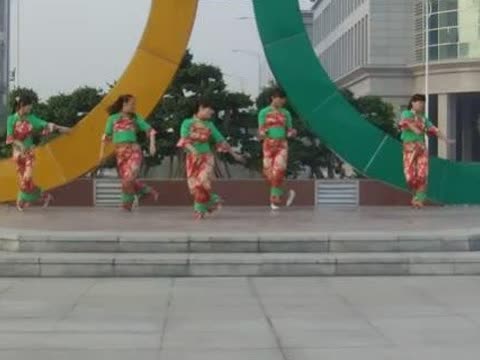 嫣红广场舞美观不美观图片_嫣红广场舞美观不